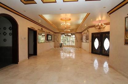 Villa - 5 Bedrooms - 5 Bathrooms for rent in Umm Suqeim 2 Villas - Umm Suqeim 2 - Umm Suqeim - Dubai