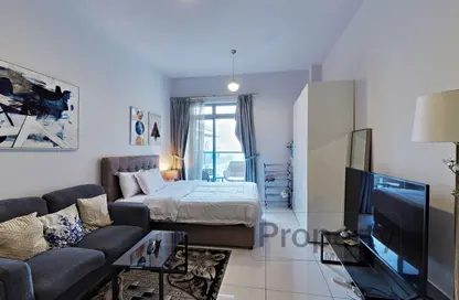 Apartment - 1 Bathroom for rent in Plazzo Heights - Jumeirah Village Circle - Dubai