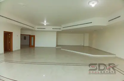 Apartment - 4 Bedrooms - 6 Bathrooms for rent in Al Heel Tower - Mubarak Bin Mohammed Street - Al Khalidiya - Abu Dhabi