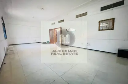 Apartment - 3 Bedrooms - 3 Bathrooms for rent in Al Manaseer - Abu Dhabi