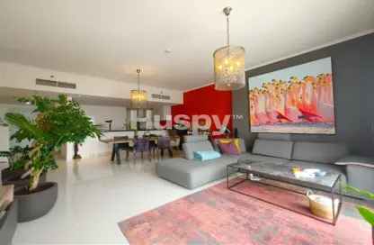 Apartment - 2 Bedrooms - 3 Bathrooms for sale in Damac Heights - Dubai Marina - Dubai