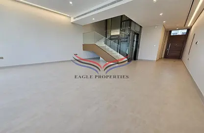 Villa - 3 Bedrooms - 5 Bathrooms for rent in Jumeirah Village Triangle - Dubai