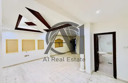 Apartment - 1 Bathroom for rent in Central District - Al Ain