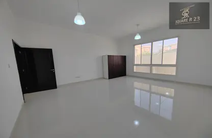 Apartment - 1 Bedroom - 1 Bathroom for rent in Shakhbout City - Abu Dhabi