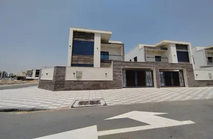 Villa - 5 Bedrooms - 7 Bathrooms for sale in Al Yasmeen 1 - Al Yasmeen - Ajman