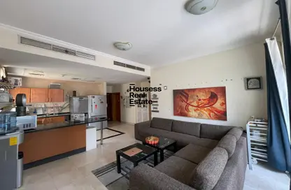 Apartment - 1 Bedroom - 2 Bathrooms for sale in Emerald Residence - Dubai Marina - Dubai