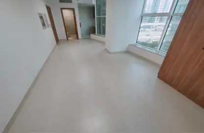 Apartment - 1 Bathroom for rent in DXB Tower - Sheikh Zayed Road - Dubai