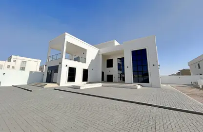 Villa - 5 Bedrooms - 6 Bathrooms for rent in Zakher - Al Ain