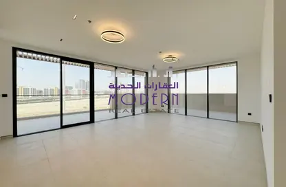 Apartment - 2 Bedrooms - 3 Bathrooms for rent in Nad Al Sheba 1 - Nad Al Sheba - Dubai