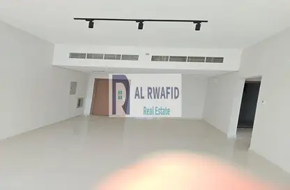 Apartment - 2 Bedrooms - 2 Bathrooms for rent in Al Rashidiya Towers - Al Rashidiya - Ajman Downtown - Ajman