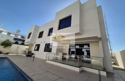 Apartment - 4 Bedrooms - 5 Bathrooms for rent in Jumeirah 3 - Jumeirah - Dubai