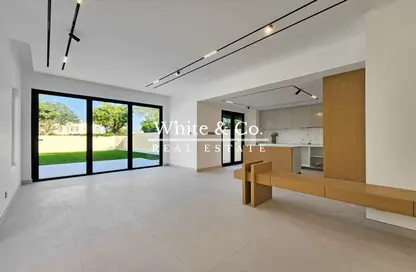 Villa - 3 Bedrooms - 3 Bathrooms for sale in Springs 11 - The Springs - Dubai