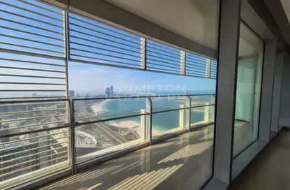 Apartment - 3 Bedrooms - 4 Bathrooms for rent in Landmark Tower - Corniche Road - Abu Dhabi