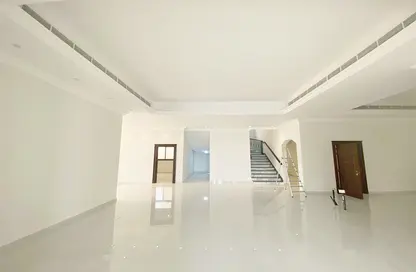 Villa - 7 Bedrooms for rent in Shakhbout City - Abu Dhabi