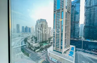 Apartment - 1 Bedroom - 2 Bathrooms for rent in MAG 218 - Dubai Marina - Dubai