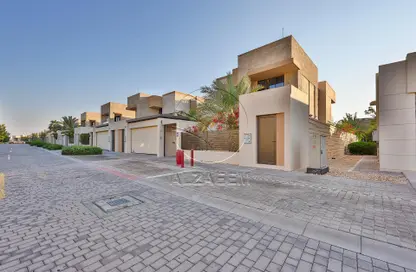 Villa - 4 Bedrooms - 6 Bathrooms for sale in HIDD Al Saadiyat - Saadiyat Island - Abu Dhabi