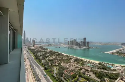 Apartment - 3 Bedrooms - 4 Bathrooms for rent in Palm View - Dubai Media City - Dubai