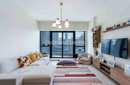 Apartment - 3 Bedrooms - 3 Bathrooms for sale in The Point - Dubai Marina - Dubai