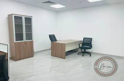 Office Space - Studio - 3 Bathrooms for rent in Gulf Tower A - Oud Metha - Bur Dubai - Dubai