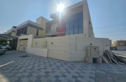 Villa - 5 Bedrooms - 7 Bathrooms for sale in Al Yasmeen 1 - Al Yasmeen - Ajman