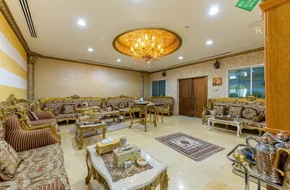 Living / Dining Room image for: Villa - 3 Bedrooms - 3 Bathrooms for rent in Al Barsha 3 Villas - Al Barsha 3 - Al Barsha - Dubai, Image 1