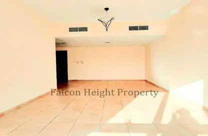 Apartment - 2 Bedrooms - 2 Bathrooms for rent in Dar Al Majaz - Jamal Abdul Nasser Street - Al Majaz - Sharjah