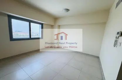 Apartment - 1 Bathroom for rent in M-25 - Mussafah Industrial Area - Mussafah - Abu Dhabi