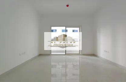 Apartment - 1 Bedroom - 1 Bathroom for rent in Rasheed Tower 3 - Al Taawun - Sharjah