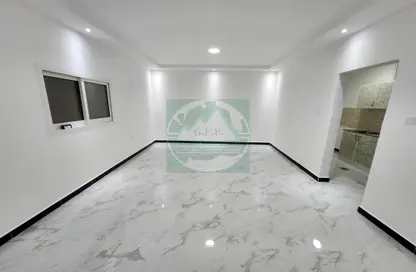 Apartment - Studio - 1 Bathroom for rent in Shakhbout City - Abu Dhabi