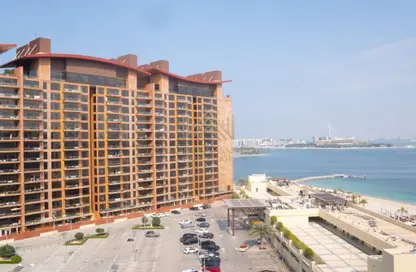 Apartment - 1 Bedroom - 2 Bathrooms for rent in Al Das - Shoreline Apartments - Palm Jumeirah - Dubai