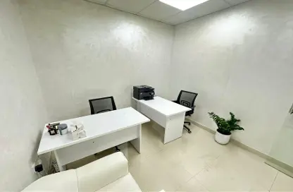 Business Centre - Studio - 1 Bathroom for rent in Al Rostamani Building - Port Saeed - Deira - Dubai