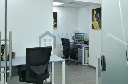 Bulk Rent Unit - Studio - 1 Bathroom for rent in Latifa Tower - Sheikh Zayed Road - Dubai