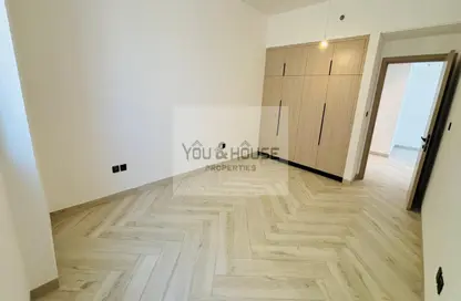 Apartment - 2 Bedrooms - 3 Bathrooms for rent in Empire Residence - Jumeirah Village Circle - Dubai