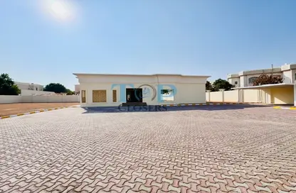 Villa - 4 Bedrooms - 5 Bathrooms for rent in Jefeer Jedeed - Falaj Hazzaa - Al Ain