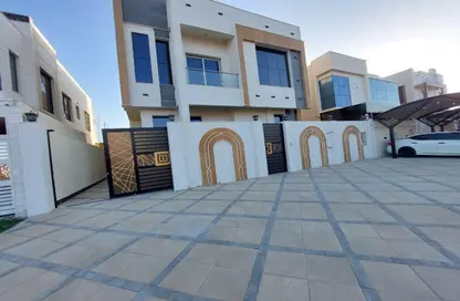 Villa - 5 Bedrooms - 7 Bathrooms for sale in Al Yasmeen 1 - Al Yasmeen - Ajman