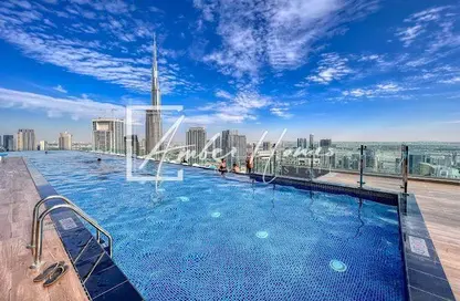 Apartment - 1 Bedroom - 1 Bathroom for sale in Paramount Tower Hotel  and  Residences - Business Bay - Dubai