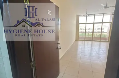 Apartment - 2 Bedrooms - 2 Bathrooms for rent in Umm Al Thuoob - Umm Al Quwain