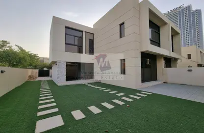 Villa - 4 Bedrooms - 6 Bathrooms for sale in Brookfield 2 - Brookfield - DAMAC Hills - Dubai