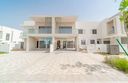 Townhouse - 3 Bedrooms - 3 Bathrooms for sale in Redwoods - Yas Acres - Yas Island - Abu Dhabi