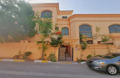 Villa - 6 Bedrooms - 7+ Bathrooms for rent in Al Manhal - Abu Dhabi