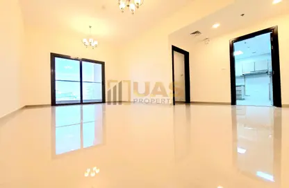 Apartment - 1 Bedroom - 2 Bathrooms for rent in Jumeirah Garden City - Al Satwa - Dubai