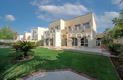 Villa - 4 Bedrooms - 5 Bathrooms for rent in Meadows 8 - Meadows - Dubai