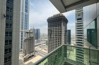 Apartment - 1 Bedroom - 2 Bathrooms for sale in Marina Pinnacle - Dubai Marina - Dubai