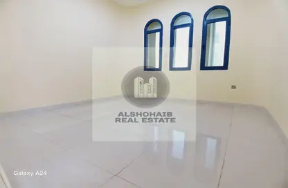 Apartment - 2 Bedrooms - 2 Bathrooms for rent in Al Mamoura - Muroor Area - Abu Dhabi