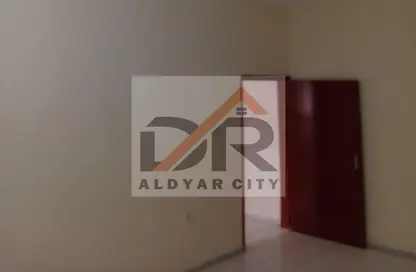 Apartment - 2 Bedrooms - 2 Bathrooms for rent in Al Rumailah building - Al Rumailah 2 - Al Rumaila - Ajman