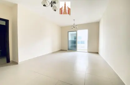 Apartment - 1 Bedroom - 2 Bathrooms for rent in Muwailih Building - Muwaileh - Sharjah