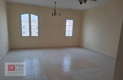 Apartment - 1 Bathroom for rent in France Cluster - International City - Dubai