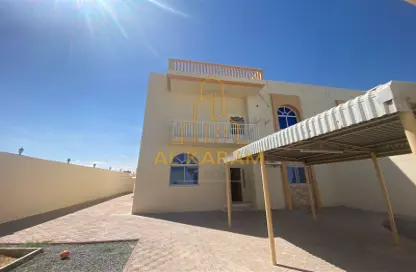 Outdoor House image for: Villa - 3 Bedrooms - 6 Bathrooms for rent in Al Dhait South - Al Dhait - Ras Al Khaimah, Image 1
