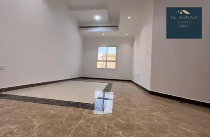 Apartment - 1 Bedroom - 1 Bathroom for rent in C233 Building - Mohamed Bin Zayed City - Abu Dhabi