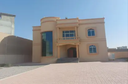 Villa - 5 Bedrooms - 7 Bathrooms for sale in Ras al Khaimah Gateway - Ras Al Khaimah